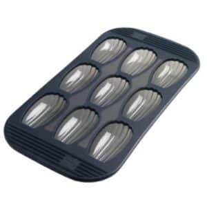 Moule 9 madeleines en silicone MASTRAD