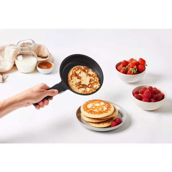 Poêle à Pancakes en fonte d'aluminium 14cm MASTRAD – Image 2