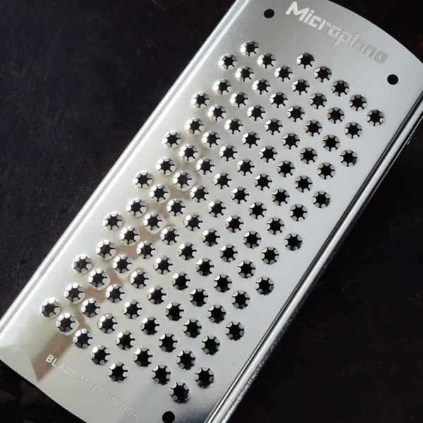 Râpe étoile Gourmet Noir MICROPLANE – Image 2
