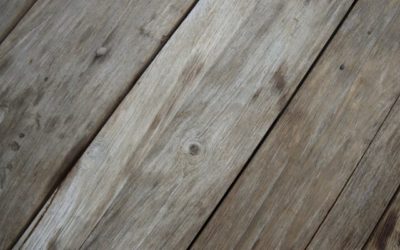 RECETTE – DÉGRISER SA TERRASSE EN BOIS AU NATUREL