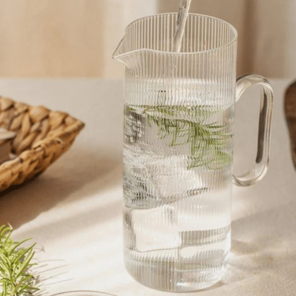 Carafe en verre strié 1,2L - Transparent NUTS – Image 2