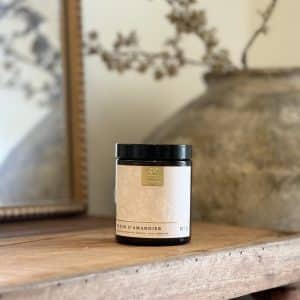 Bougie végétale parfumée - Fleur d'amandier 160g LA BELLE DATCHA