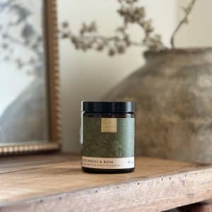 Bougie végétale parfumée - Patchouli & Rose 160g LA BELLE DATCHA
