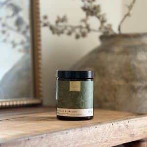 Bougie végétale parfumée - Vanille & Épices 160g LA BELLE DATCHA